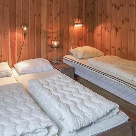 Amazing In With Sauna Nyaraló *